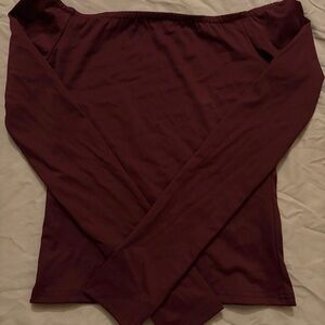 Edikted Off-Shoulder Top